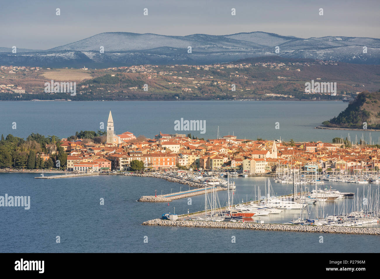 Vieille ville de pêcheurs d'Izola, péninsule d'Istrie, le sud-ouest de la Slovénie, de l'Europe Banque D'Images