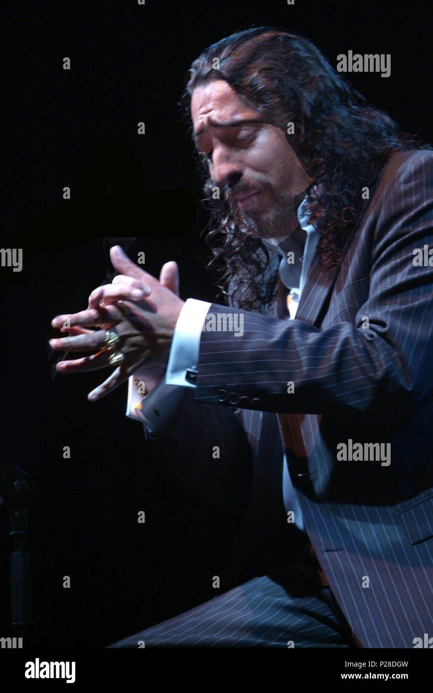 Le chanteur de flamenco espagnol Diego el Cigala pendant un concert. Banque D'Images