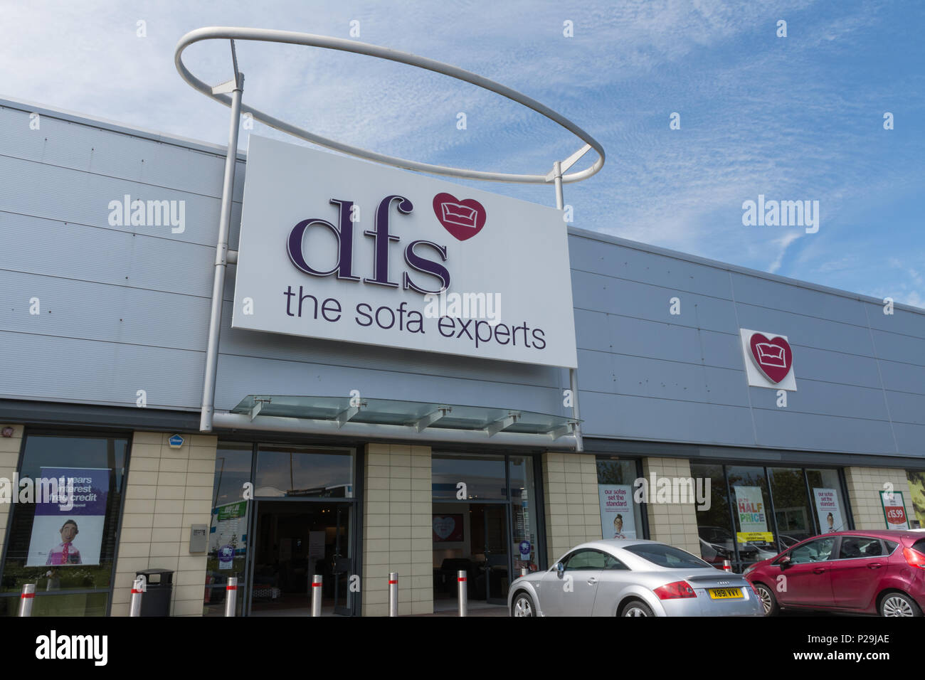 DFS, le canapé-experts, l'extérieur du magasin avec signe, UK Banque D'Images