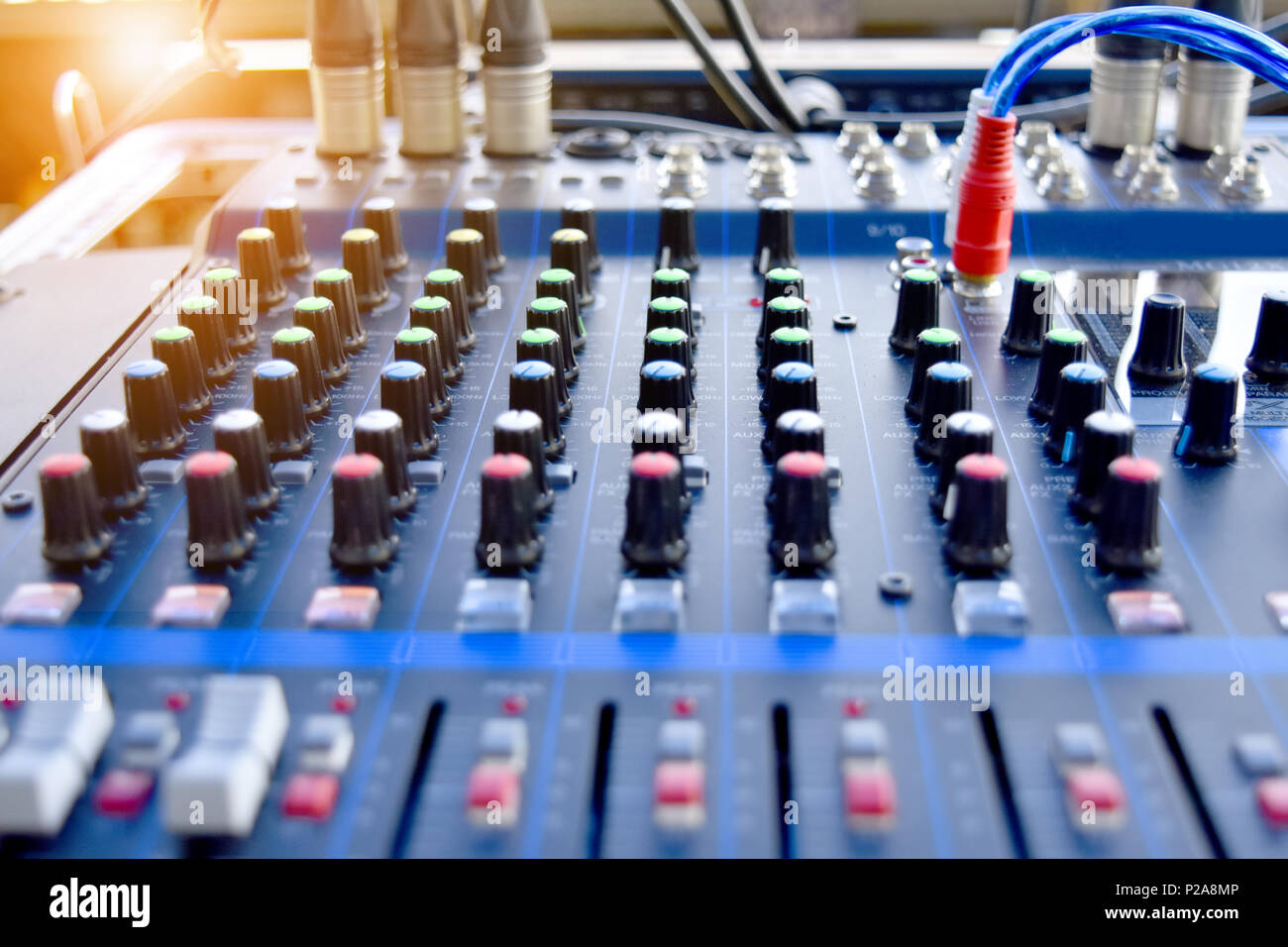 Audio Control Panel pour le divertissement à l'Rock Festival en Nouvelle année,prise audio de panneau de Banque D'Images