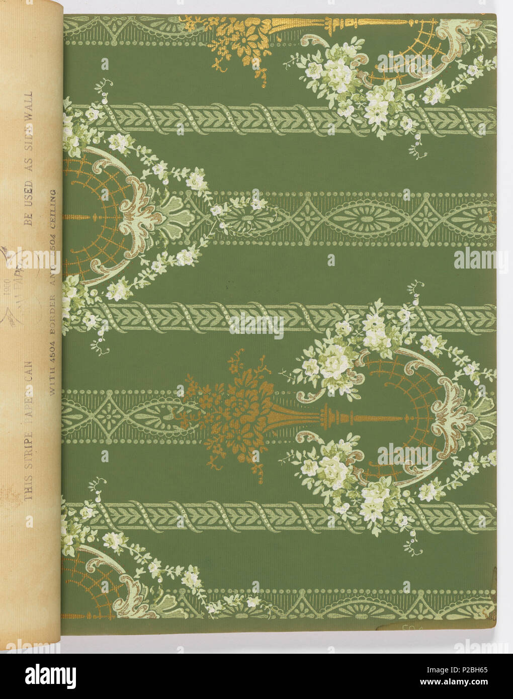 . Anglais : Extrait du livre, Alfred Peats Définir un livre n° 5, 1906 . Anglais : Catalogue de la machine-imprimés, certains avec des reliefs. Beaucoup de conceptions contiennent des pigments métalliques dans une variété de couleurs. Plusieurs coloris de plusieurs des modèles. . 1906 282 Extrait du livre, Alfred Peats Définir un livre n° 5, 1906 (CH) 18802807-42 Banque D'Images