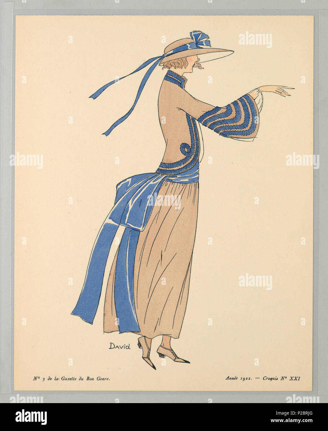 . Anglais : Print (France), 1922 . Anglais : une femme Centre se tient avec sa main droite tendus. Elle porte une longue robe beige avec ceinture bleu épais lié à un arc à la taille et veste beige avec garniture bleue le long des bords et Bell. Elle porte aussi à Oxford et un grand chapeau à larges rebords avec blue bow. . 1922261 Imprimer (France), 1922 (CH) 18614985 Banque D'Images