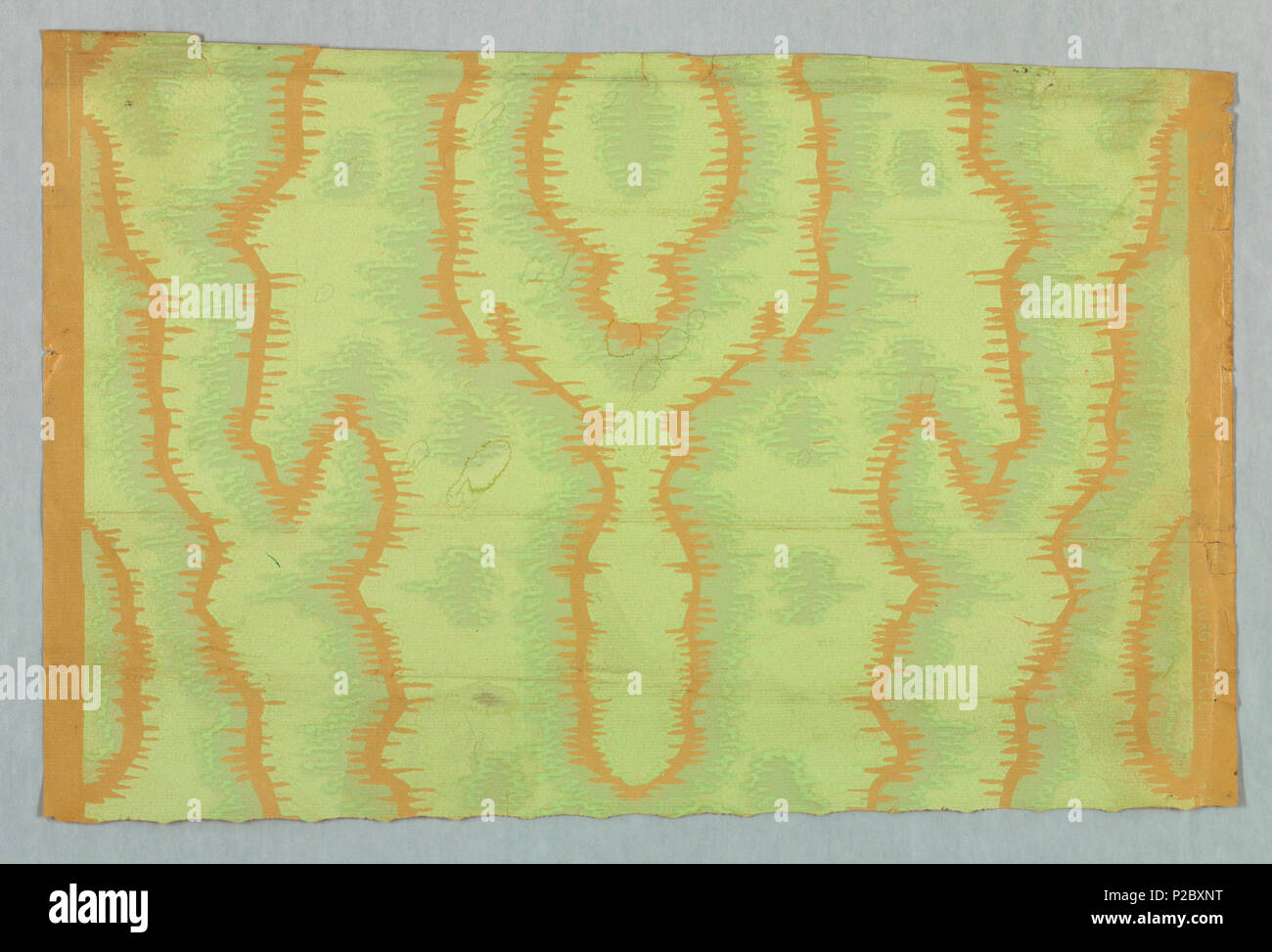 . Flanc : Anglais (USA), 1900 . Anglais : conception de moiré, nuances de vert clair sur la terre avec papier mica nervurage horizontal. . 1900290 flanc (USA), 1900 (CH) 18480495 Banque D'Images