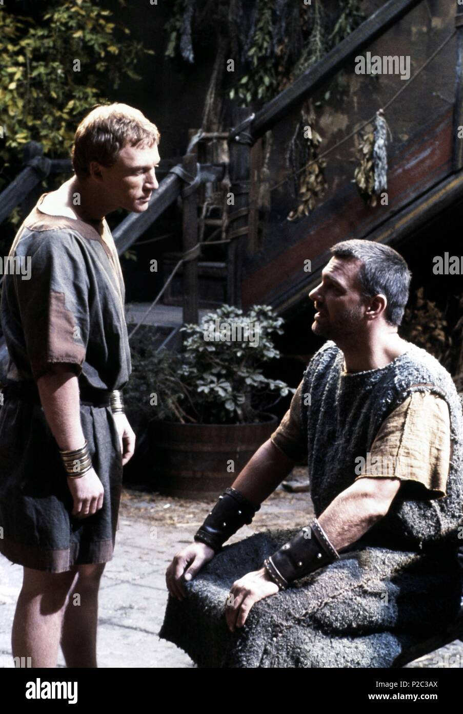 Films Et Séries Tv Avec Ray Stevenson Titre original : ROME-TV. Titre en anglais : ANN. Film Réalisateur :  Michael Apted. Année : 2005. Stars : RAY STEVENSON, KEVIN MCKIDD. Credit :  HBO / BICIOCCHI, FRANCO / Album Photo Stock - Alamy