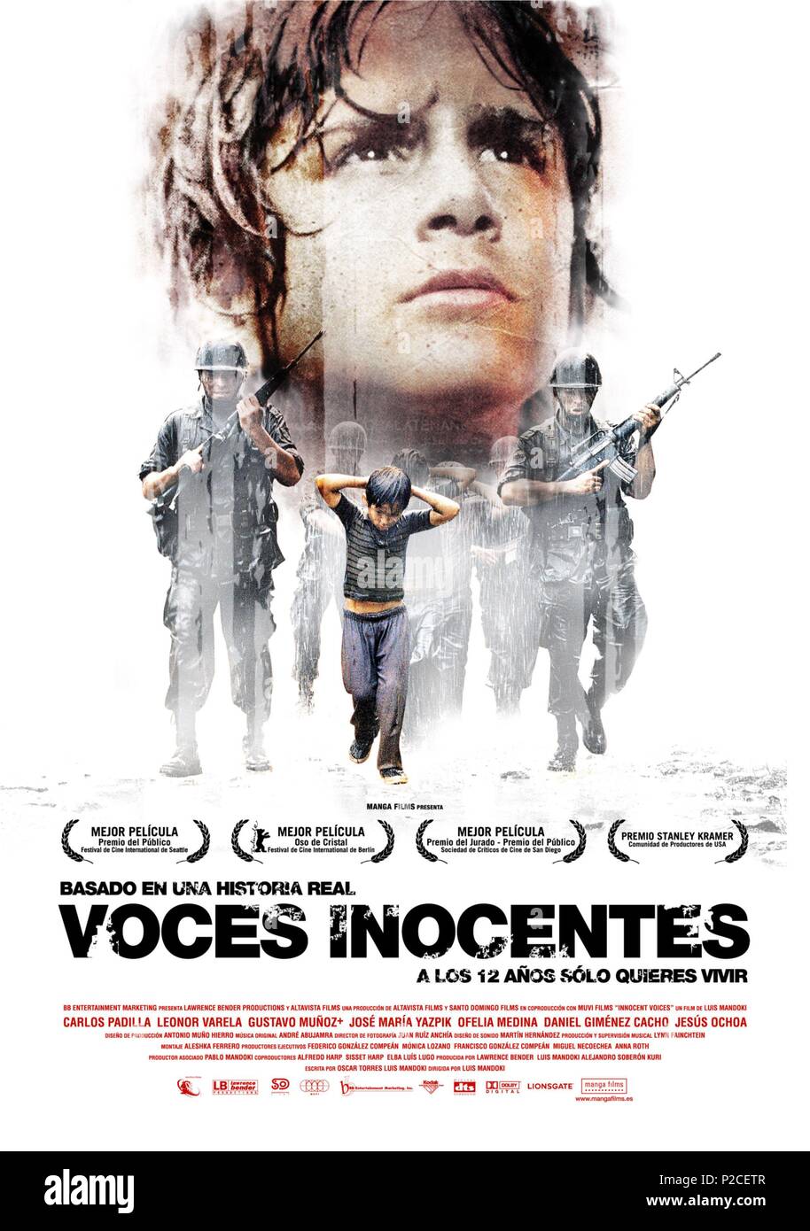 Titre original : VOCES INOCENTES. Titre en anglais : voix innocente. Réalisateur : Luis Mandoki Film. Année : 2004. Credit : LAWRENCE BENDER PRODUCTIONS / Album Banque D'Images