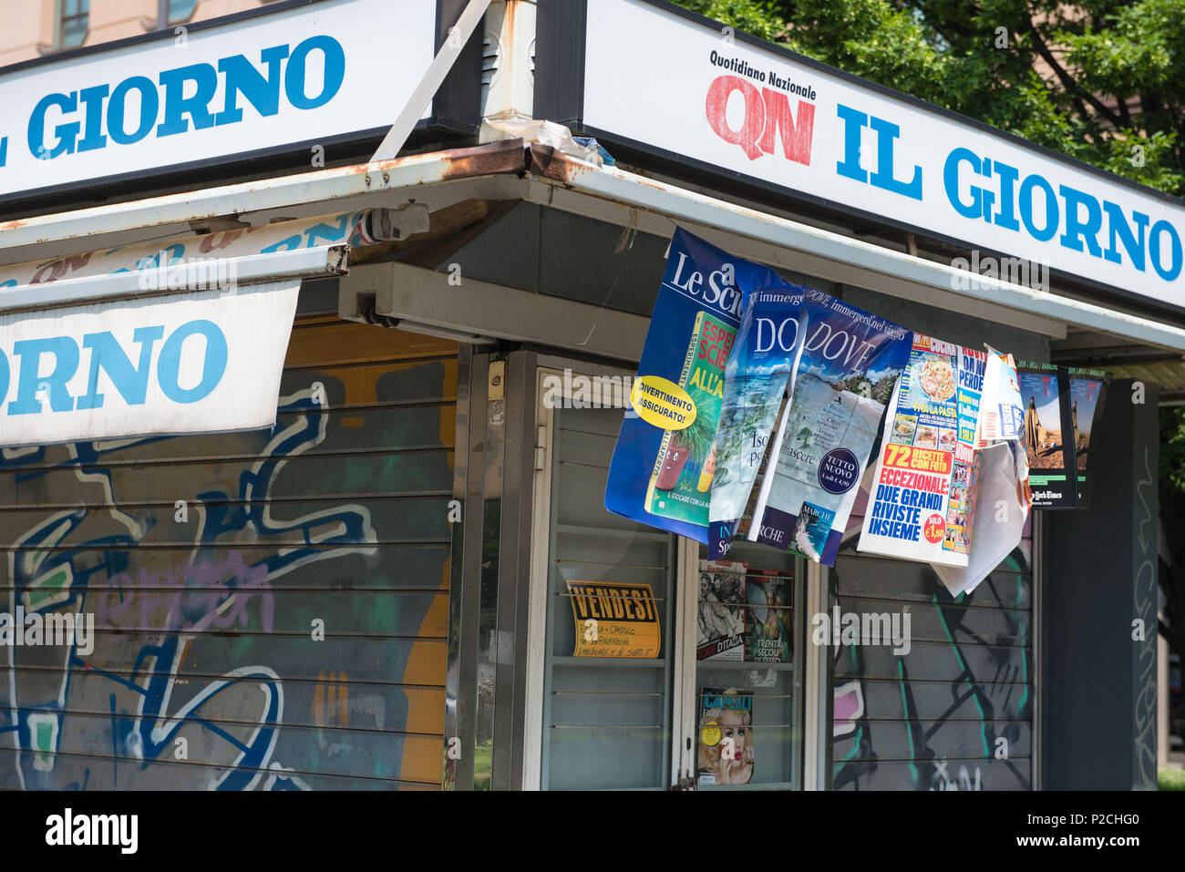 Milano. Kiosque fermé. L'Italie. Banque D'Images