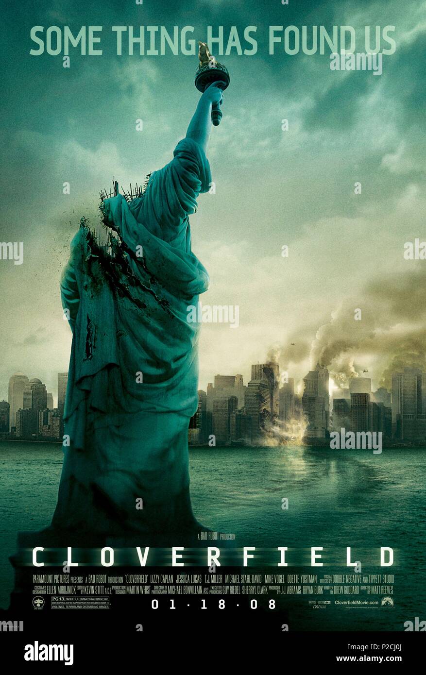 Titre original : CLOVERFIELD. Titre en anglais : CLOVERFIELD. Directeur du film : Matt Reeves. Année : 2008. Credit : BAD ROBOT/PARAMOUNT PICTURES / Album Banque D'Images