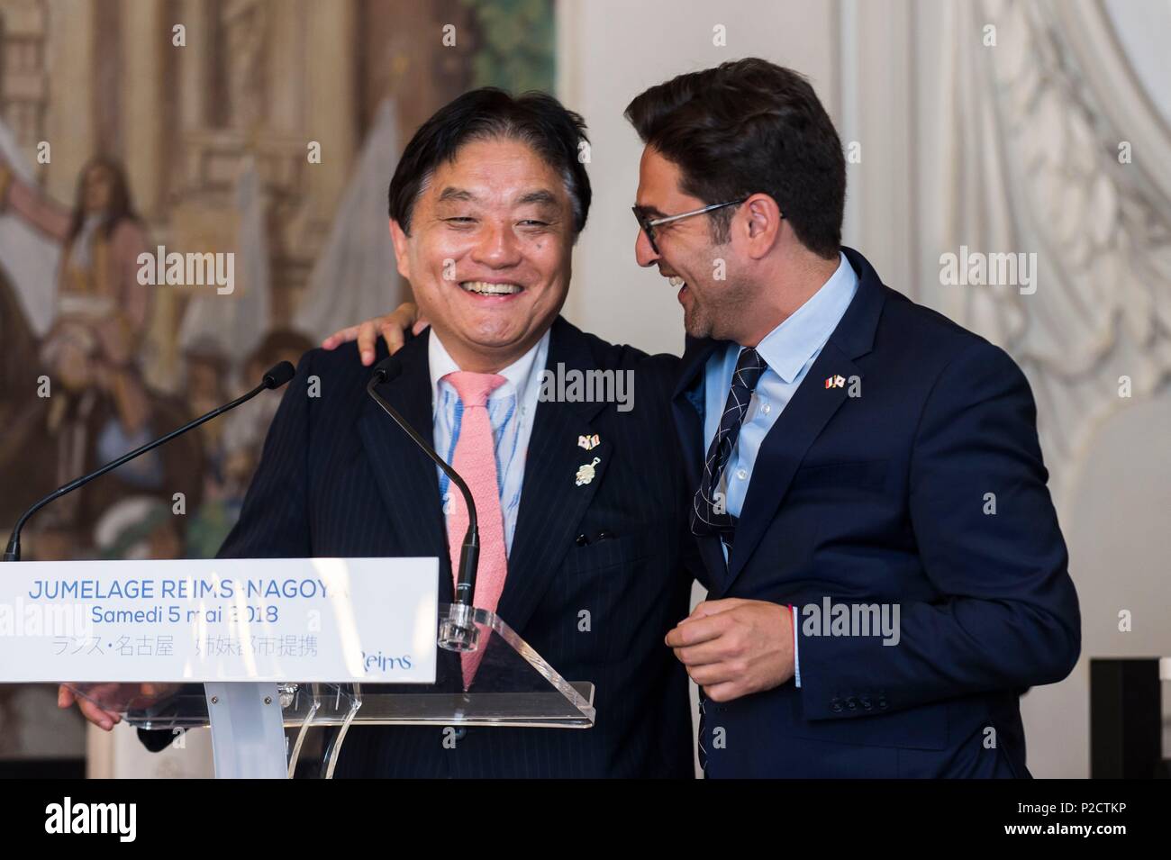 France, Marne, Reims, Arnaud Robinet et Takashi Kawamura, maires de Reims et à Nagoya Banque D'Images