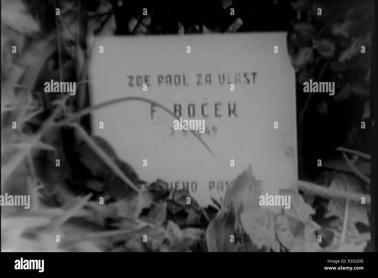 .  ?Eština : Památník jedné z ob ?tí invaze v Praze. Septembre 1968. Archives nationales (archive.org) 1 (Zari68)Pamatnik obeti invaze Banque D'Images