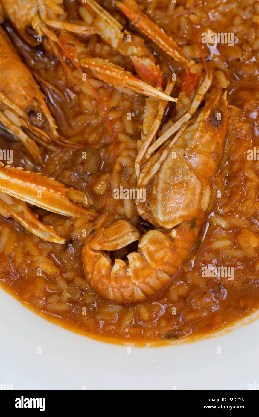 La Croatie, Dalmatie, côte dalmate, île de Hvar, Nedjelja, recette riz au homard Banque D'Images