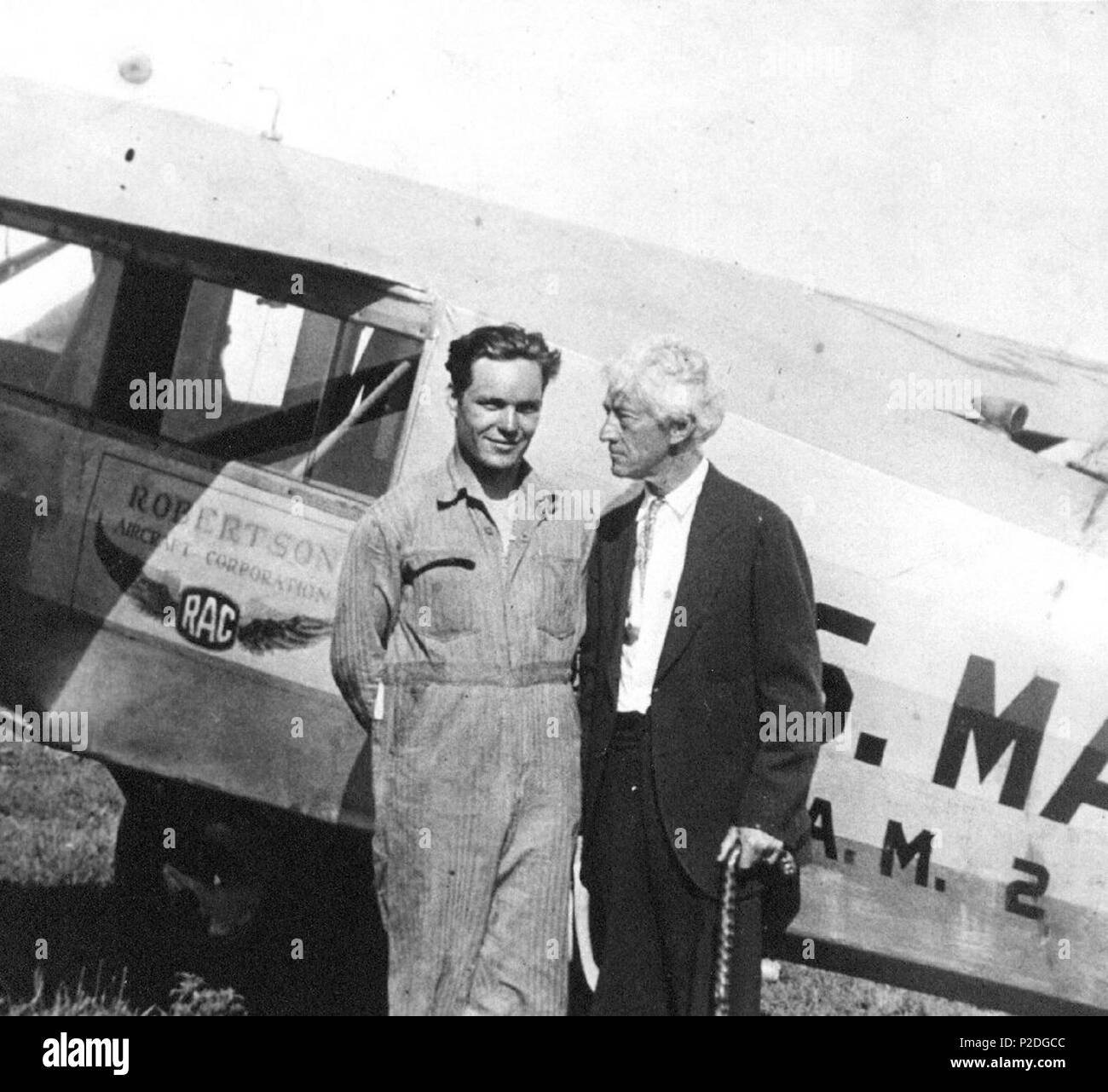 . Ryan 848 Bud Gurney et Kennesaw Landis, 1e commissaire de la Ligue Majeure de Baseball Référentiel : San Diego Air and Space Museum Archive . 3 mai 2011, 11:44. SDASM Archives 50 Ryan 848 avion avec Bud Gurney et Kennesaw Landis Banque D'Images
