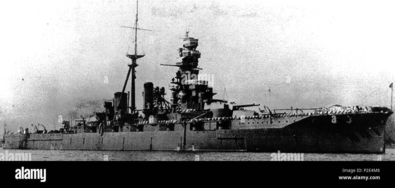 27 Le navire japonais Hiei Banque D'Images