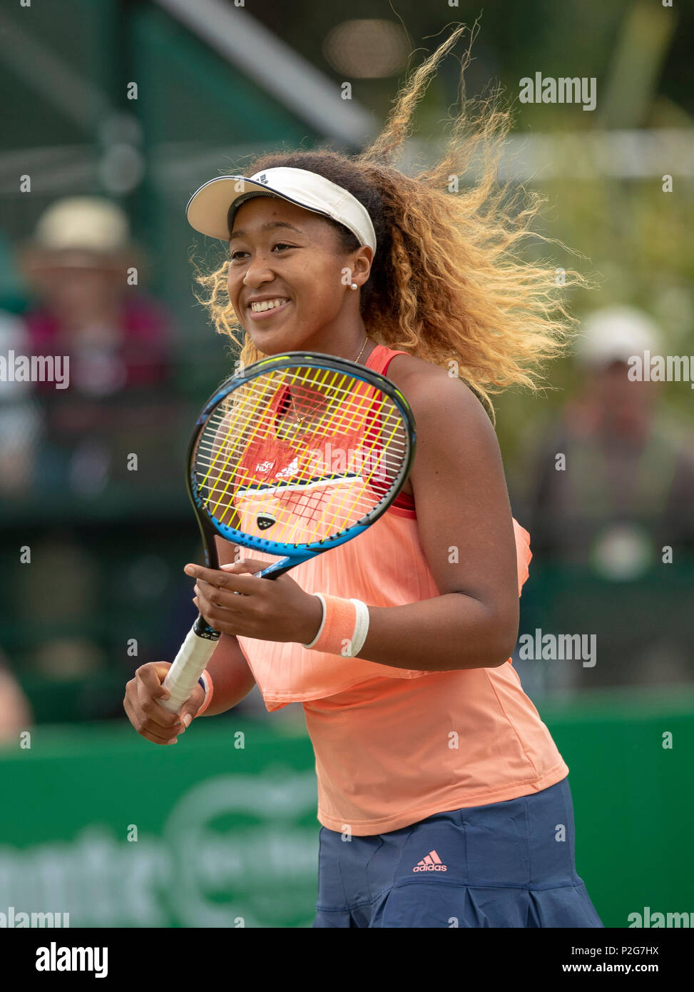 Centre de tennis de Nottingham, Nottingham, Royaume-Uni. 15 Juin, 2018. La Nature Valley Open de tennis ; Naomi Osaka (JPN) qui a battu Mihaela Buzarnescu (ROU) par deux séries d'aimer et maintenant passe à la demi-finale : l'action de Crédit Plus Sport/Alamy Live News Banque D'Images