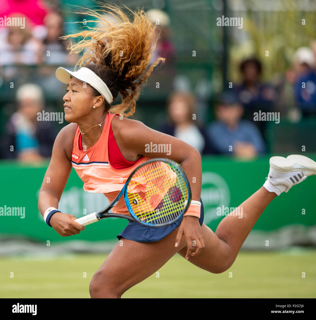 Centre de tennis de Nottingham, Nottingham, Royaume-Uni. 15 Juin, 2018. La Nature Valley Open de tennis ; Naomi Osaka (JPN) agissant comme elle se dirige vers la victoire sur Mihaela Buzarnescu (ROU) en quart de finale : Action Crédit Plus Sport/Alamy Live News Banque D'Images