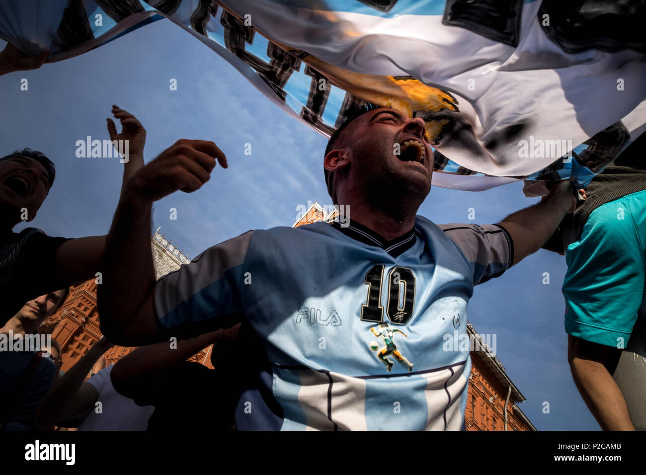Moscou, Russie. 15 Juin, 2018. Balades autour de fans argentins le centre de Moscou, au cours de la Coupe du Monde FIFA 2018 Russie Crédit : Nikolay Vinokourov/Alamy Live News Banque D'Images