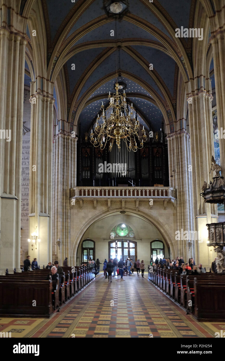 Cathédrale de Zagreb dédiée à l'assomption de Marie Banque D'Images