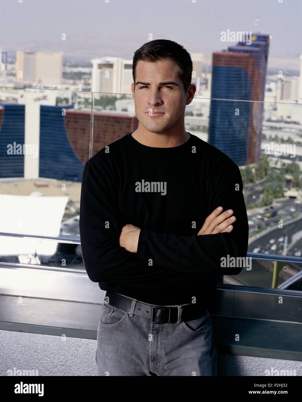 Titre original : CSI : Crime Scene Investigation-TV. Titre en anglais : CSI : Crime Scene Investigation. Année : 2000. Stars : GEORGE EADS. Credit : CBS Television / Album Banque D'Images