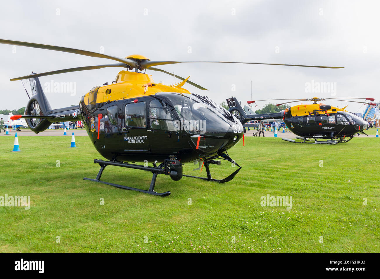 Airbus Helicopters Juno H135 H145 et T1 T1 Jupiter a design introduit à l'école de pilotage hélicoptère défense RAF Banque D'Images