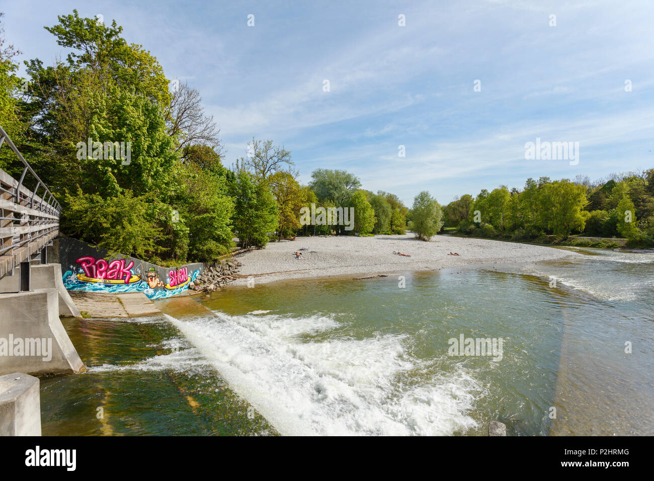 Graffitis au Flaucher, plage et espace barbecue, fleuve Isar au printemps, Thalkirchen, Munich, Haute-Bavière, Bavaria, Germany, Europe Banque D'Images