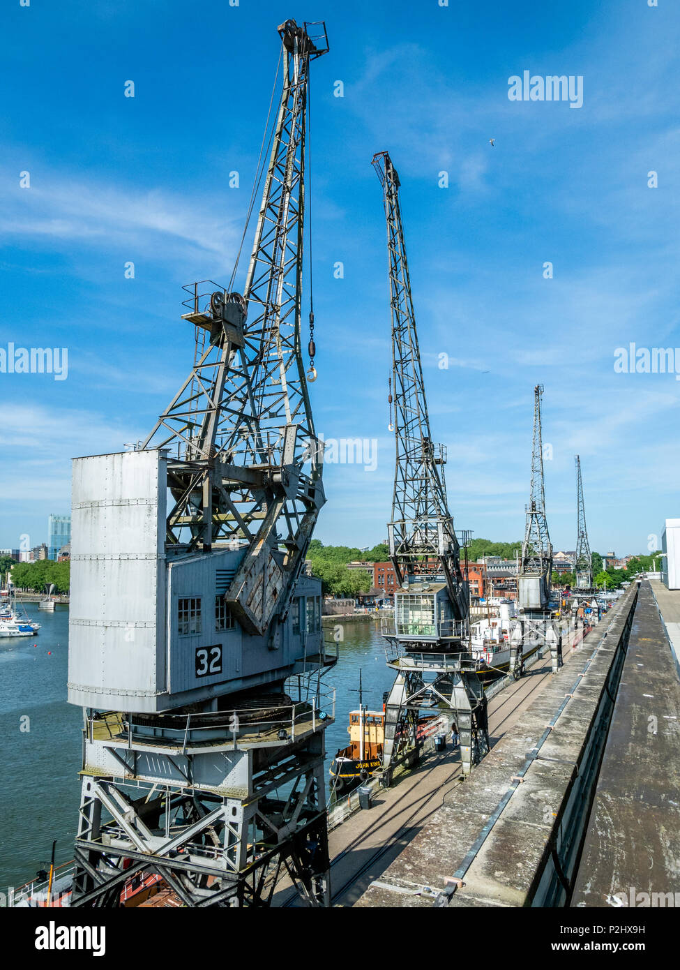 Le Bristol Stothert & Pitt cranes - vestiges de la ville, à côté de l'arsenal maritime autrefois prospère M Shed Museum le port flottant du Bristol - UK Banque D'Images
