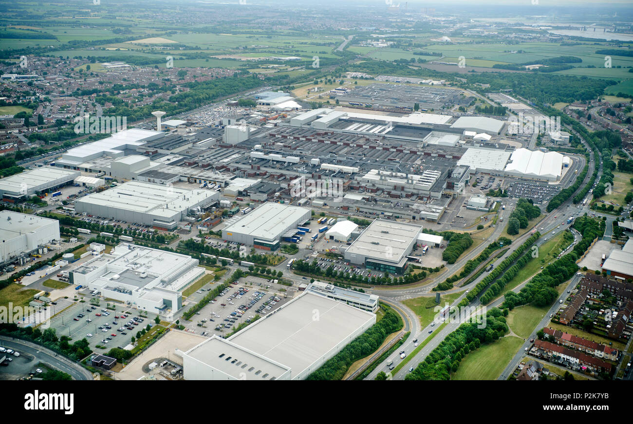 Usine Jaguar-Landrover, Speke, Liverpool, nord-ouest de l'Angleterre, Royaume-Uni, forme l'air Banque D'Images