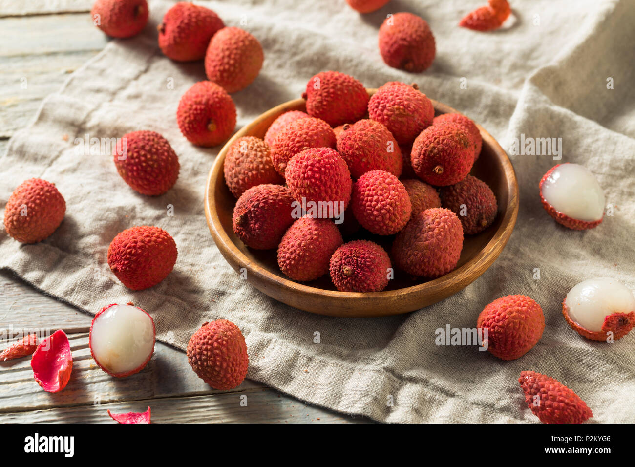 Matières organiques rouge Fruits Litchi prêt à manger Banque D'Images