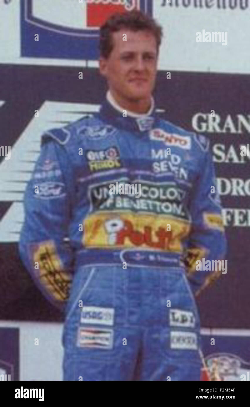 . Anglais : Michael Schumacher sur le podium aux 1994 San Marino Gran Prix . 1 mai 1994. Inconnu 55 Michael Schumacher 1994 San Marino Gran Prix Banque D'Images
