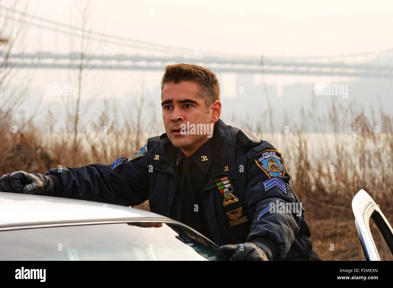 Titre original : l'ORGUEIL ET LA GLOIRE. Titre en anglais : l'ORGUEIL ET LA GLOIRE. Film Réalisateur : Gavin O'Connor. Année : 2008. Stars : Colin Farrell. Credit : New Line Cinema / Album Banque D'Images