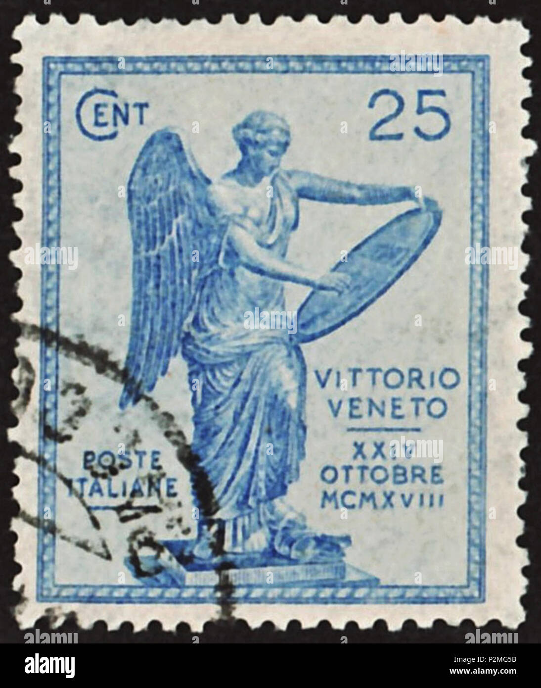 . Cachet du Royaume d'Italie ; 1921 ; timbre commémoratif pour le 3ème anniversaire de la bataille de Vittorio Veneto qui a lancé le 24 octobre 1918 et qui s'est terminée par une défaite d'une armée des puissances de l'axe et qui a donné à l'Italie un siège permanent au Conseil de la Société des nations. (Dans cette bataille livrée aux unités militaires italiens sur le côté de l'Entente contre une armée des puissances de l'axe sous la direction de l'Autriche-Hongrie.) ; Le timbre représente le soi-disant "La victoire de Brescia" avec un 4-lignes inscription "VITTORIO VENETO / XXIV / Octobre / MCMXVIII". ; le cachet Stamp : Michel : Non Banque D'Images