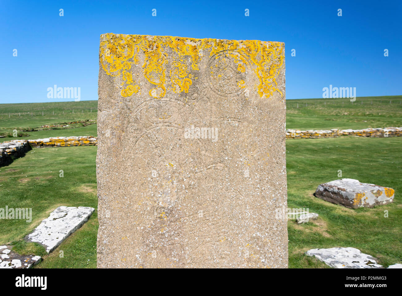Plaque de pierre Picte avec inscription sur la Brough de Birsay Island, Birsay, Mainland, îles Orcades, îles du Nord, Ecosse, Royaume-Uni Banque D'Images