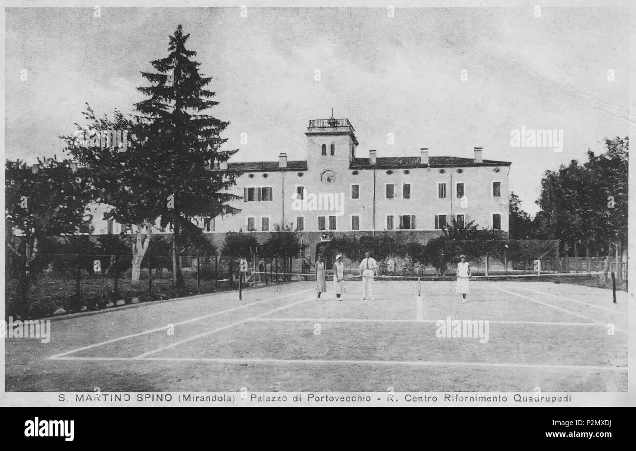 . Italiano : S. Martino Spino (Mirandola) - Palazzo di Portovecchio - Riforniemento Quadrupedi R. Centro . 1910. Inconnu 78 S. Martino Spino (Mirandola) - Palazzo di Portovecchio - Riforniemento Quadrupedi R. Centro Banque D'Images