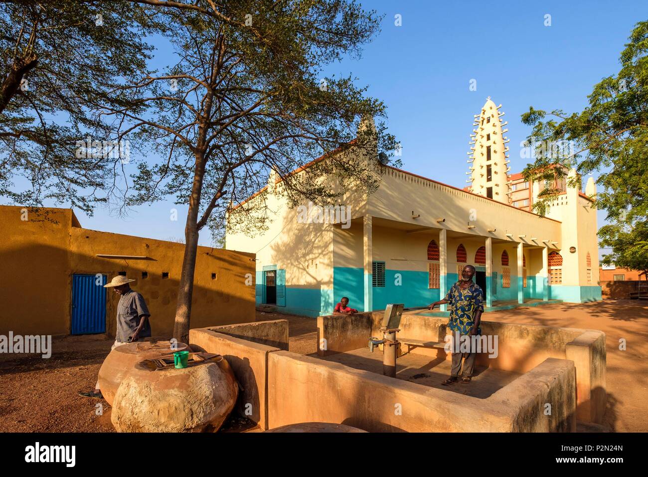 Le Burkina Faso, la province de Boulkiemdé, Koudougou, bien en face de la grande mosquée Banque D'Images