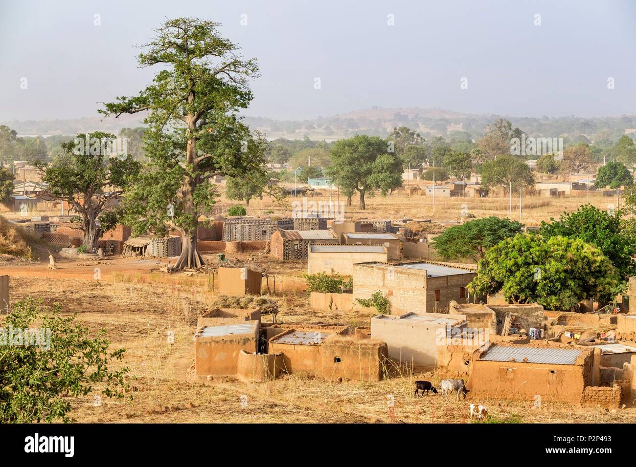 Le Burkina Faso, région Centre-Sud, province du Nahouri, Tiebele, maisons traditionnelles de boue Banque D'Images