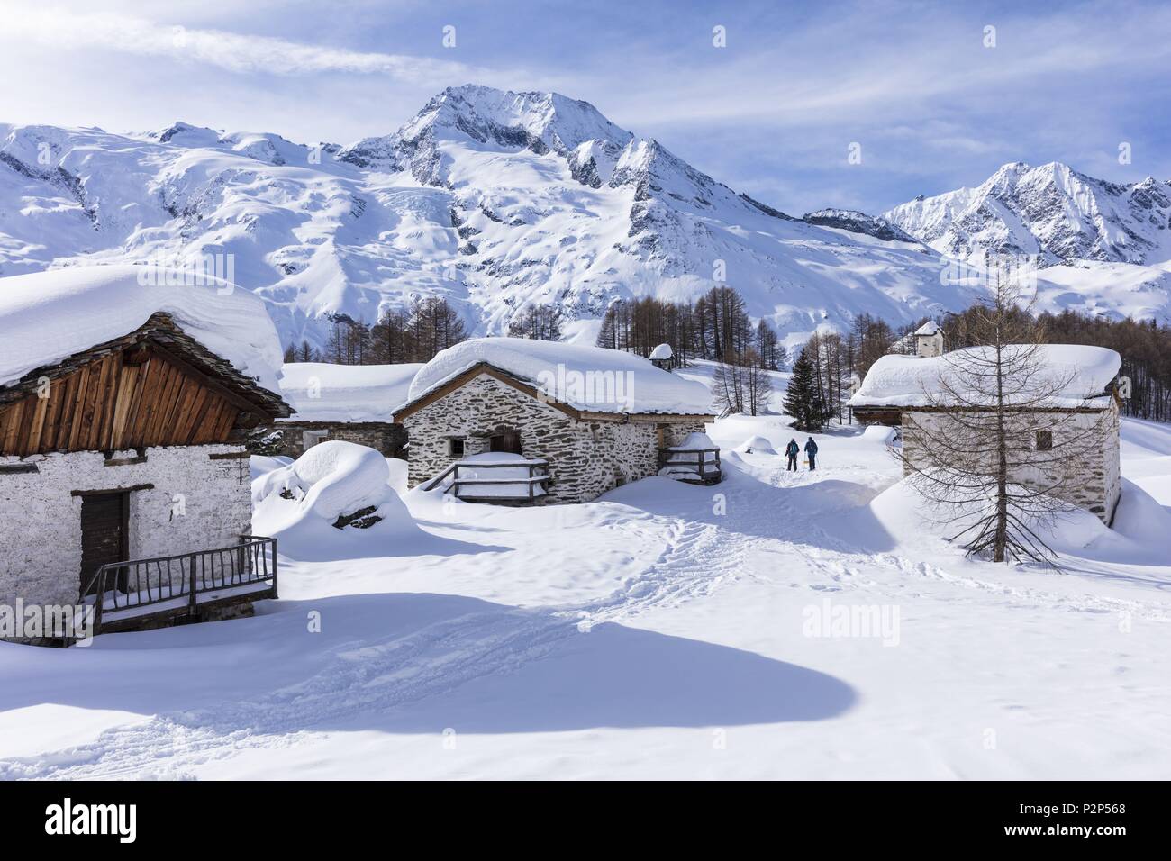 Village Le Monal In Winter Banque D Image Et Photos Alamy