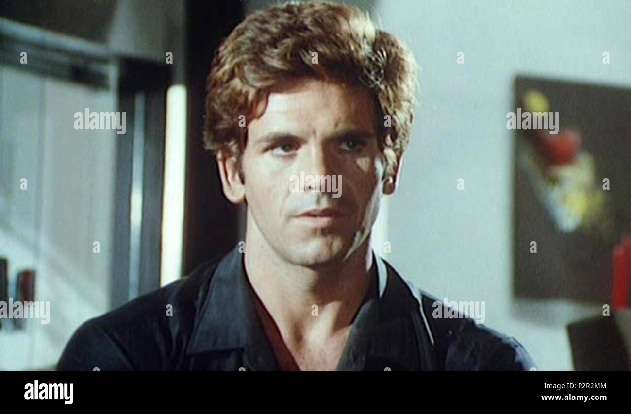 . Italiano : Screenshot di Howard Ross nel film 5 bambole per la luna d'agosto, regia di Mario Bava, 1970 . Creato il 23 aprile 2015. Capture d'autoprodotto Howardross 39 Banque D'Images