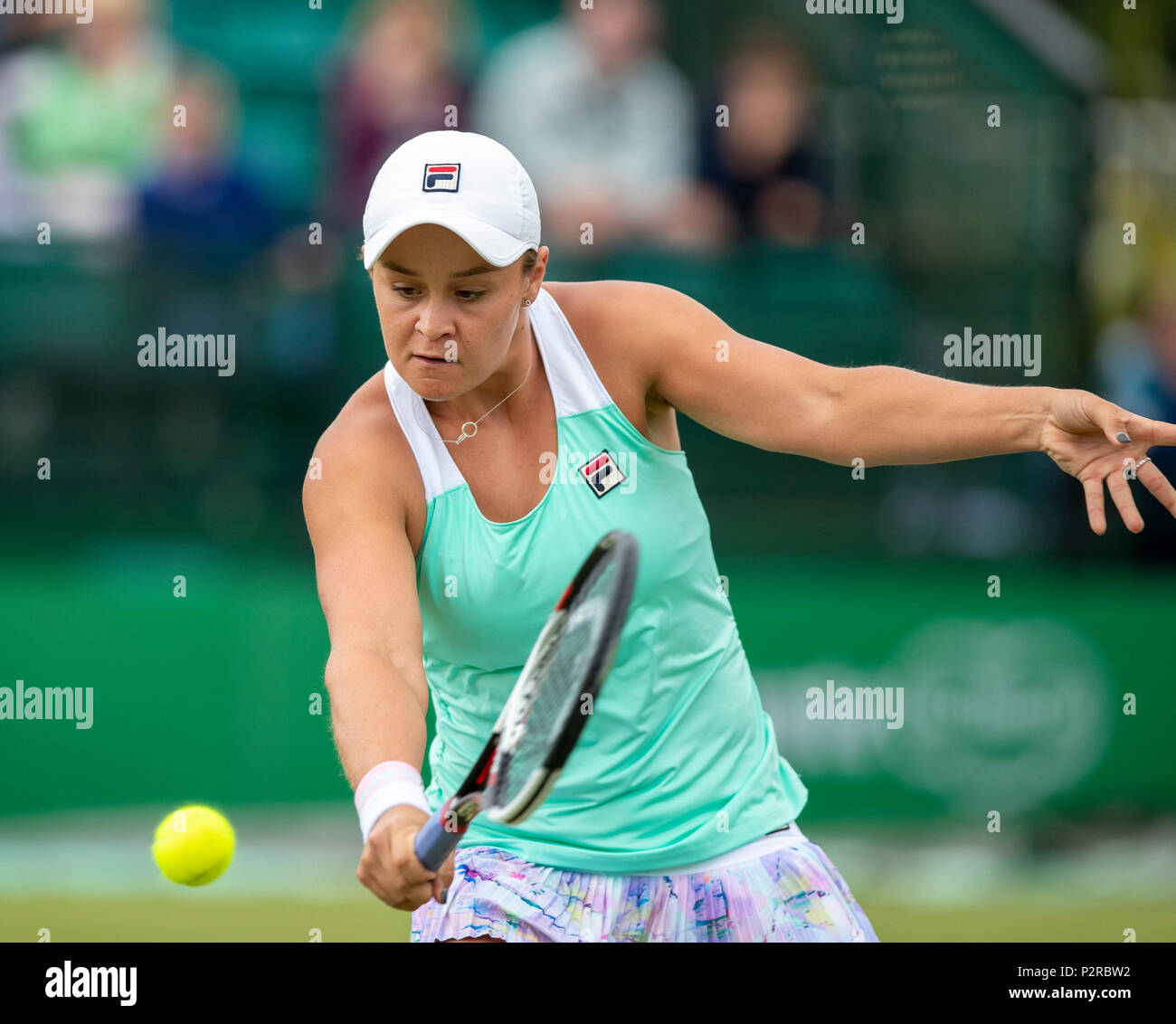 Centre de tennis de Nottingham, Nottingham, Royaume-Uni. 16 Juin, 2018. La Nature Valley Open de tennis ; Sauvé de Ashleigh Barty (AUS) dans son match de demi-finale avec Naomi Osaka (JPN) Credit : Action Plus Sport/Alamy Live News Banque D'Images