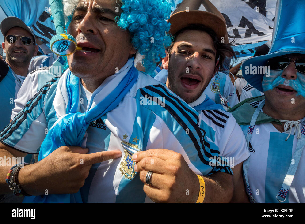 Moscou, Russie. 16 Juin, 2018. Fans d'Argentine avant de commencer la coupe du monde 2018 Groupe d match de la Russie entre l'Argentine et l'Islande au Spartak Stadium de Moscou, Russie Crédit : Nikolay Vinokourov/Alamy Live News Banque D'Images