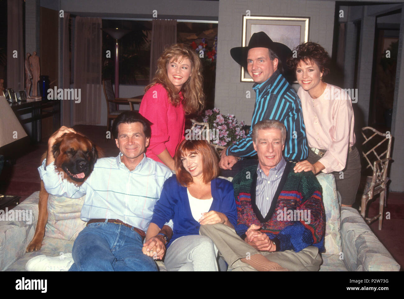 LOS ANGELES, CA - 15 OCTOBRE : (L-R) Porter le chien (Dreyfuss dans l ...
