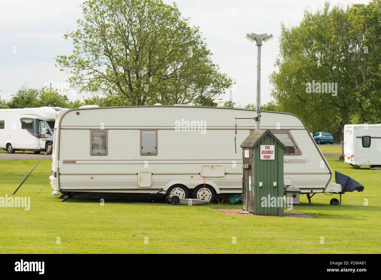 Site caravane et camping point de rassemblement incendie - UK Banque D'Images