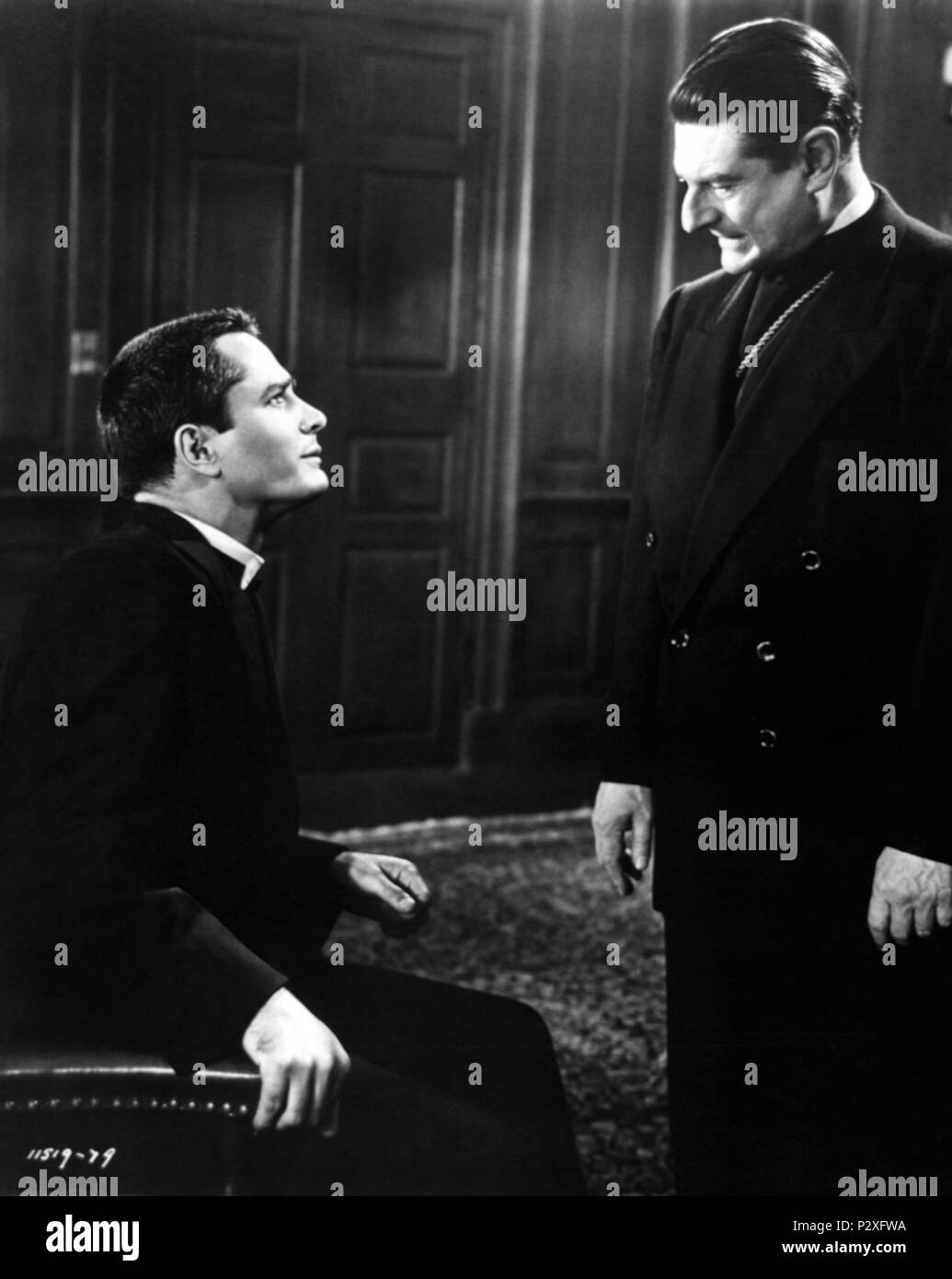 Titre original : LE CUIR SAINT. Titre en anglais : LE CUIR SAINT. Directeur de film : ALVIN GANZER. Année : 1956. Stars : John DEREK. Credit : PARAMOUNT PICTURES / Album Banque D'Images