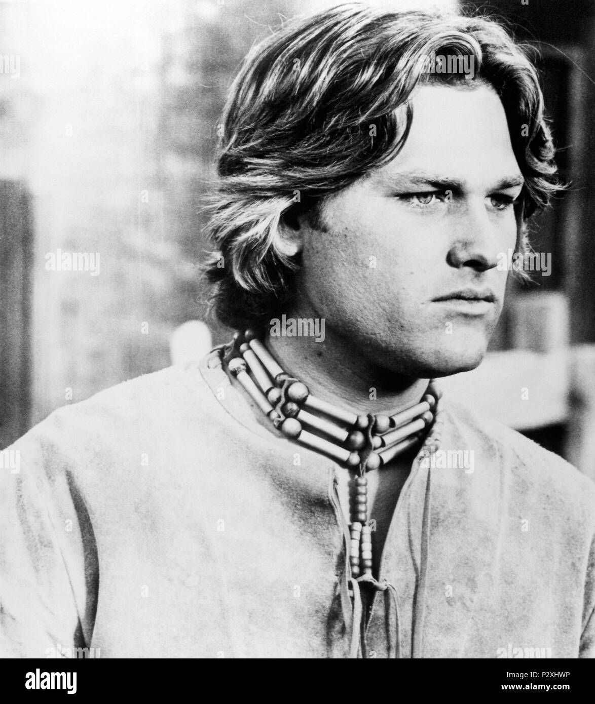 Titre original : QUEST, l'-TV. Titre en anglais : la quête. Directeur : BERNARD MCEVEETY Film. Année : 1976. Stars : Kurt Russell. Credit : Columbia Pictures Television / Album Banque D'Images