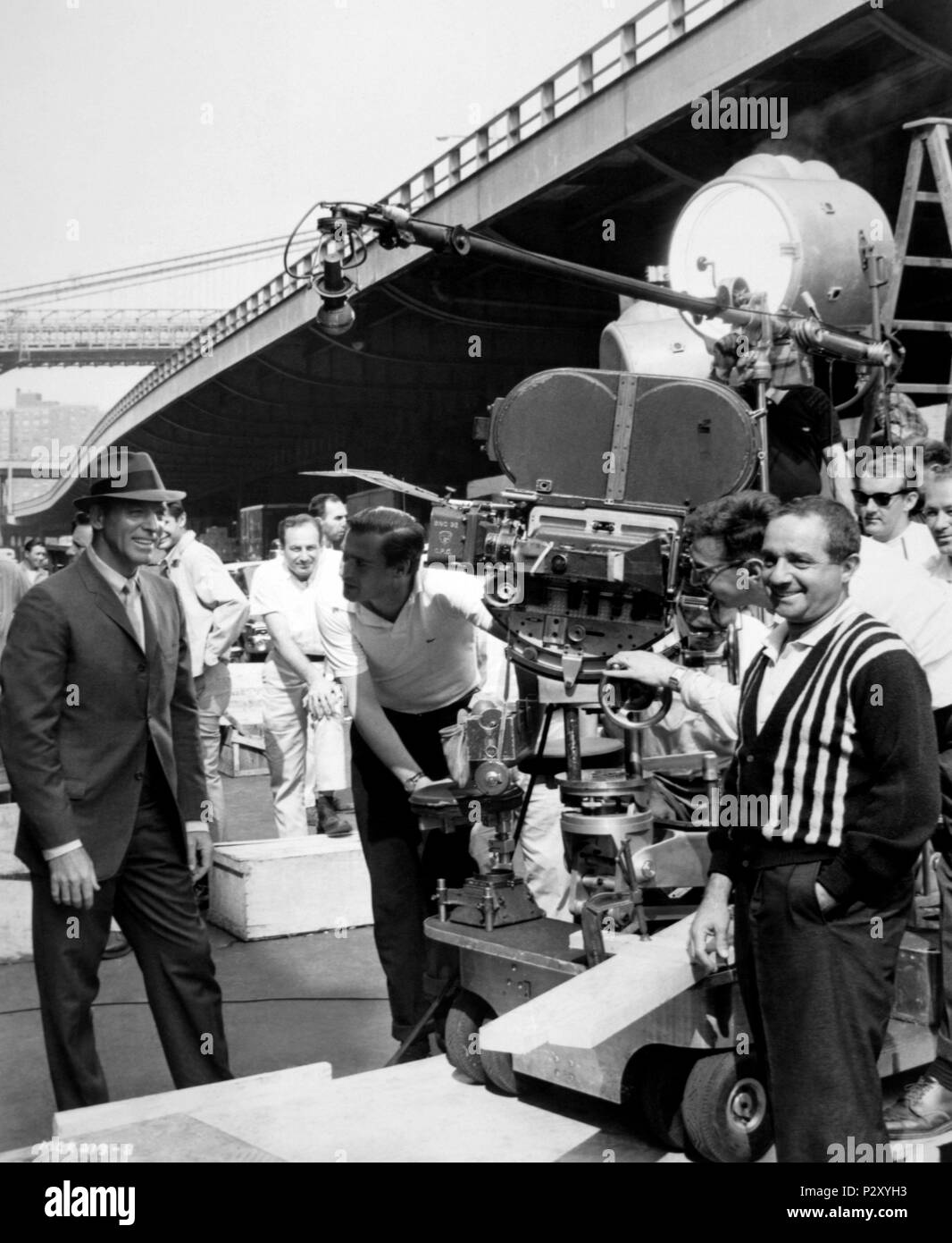 Titre original : LES JEUNES sauvages. Titre en anglais : LES JEUNES sauvages. Film Réalisateur : John Frankenheimer. Année : 1961. Stars : Burt Lancaster ; John Frankenheimer. Credit : United Artists / Album Banque D'Images