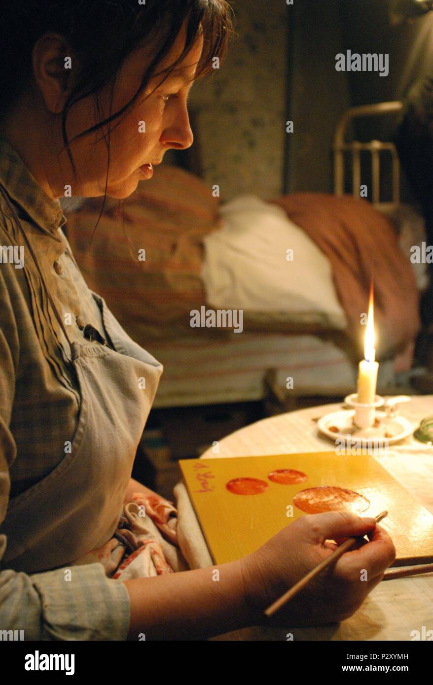 Titre original : SÉRAPHINE. Titre en anglais : SÉRAPHINE. Film Directeur : MARTIN PROVOST. Année : 2008. Stars : Yolande Moreau. Credit : TS PRODUCTIONS/CLIMAX FILMS/RÉGION ILE-DE-FRANCE / Album Banque D'Images