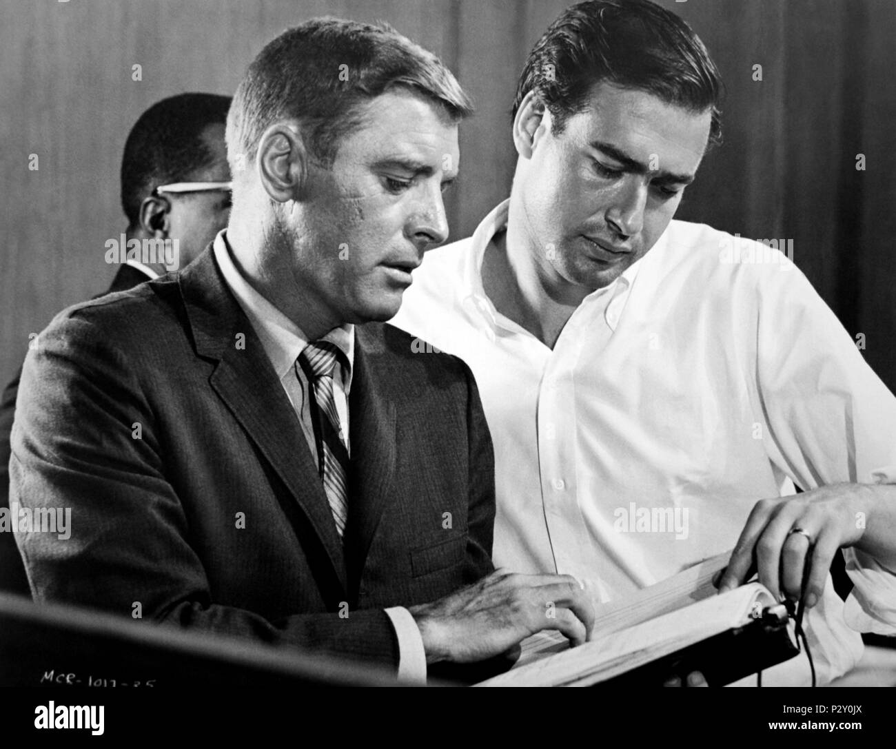 Titre original : LES JEUNES sauvages. Titre en anglais : LES JEUNES sauvages. Film Réalisateur : John Frankenheimer. Année : 1961. Stars : Burt Lancaster ; John Frankenheimer. Credit : United Artists / Album Banque D'Images