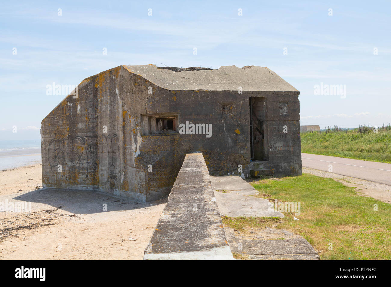 En partie détruite bunker allemand sur DDAY Landing Beach 'Utah Beach ' Normandie Banque D'Images