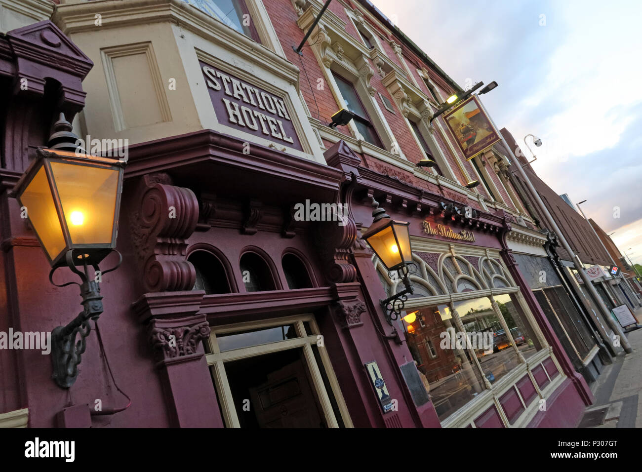 Station Hotel Pub, 44 Stamford New Rd, Altrincham, Trafford, Greater Manchester, Angleterre du Nord-Ouest, ROYAUME-UNI, Banque D'Images