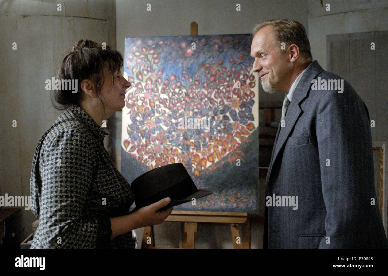 Titre original : SÉRAPHINE. Titre en anglais : SÉRAPHINE. Film Directeur : MARTIN PROVOST. Année : 2008. Stars : Yolande Moreau. Credit : TS PRODUCTIONS/CLIMAX FILMS/RÉGION ILE-DE-FRANCE / Album Banque D'Images