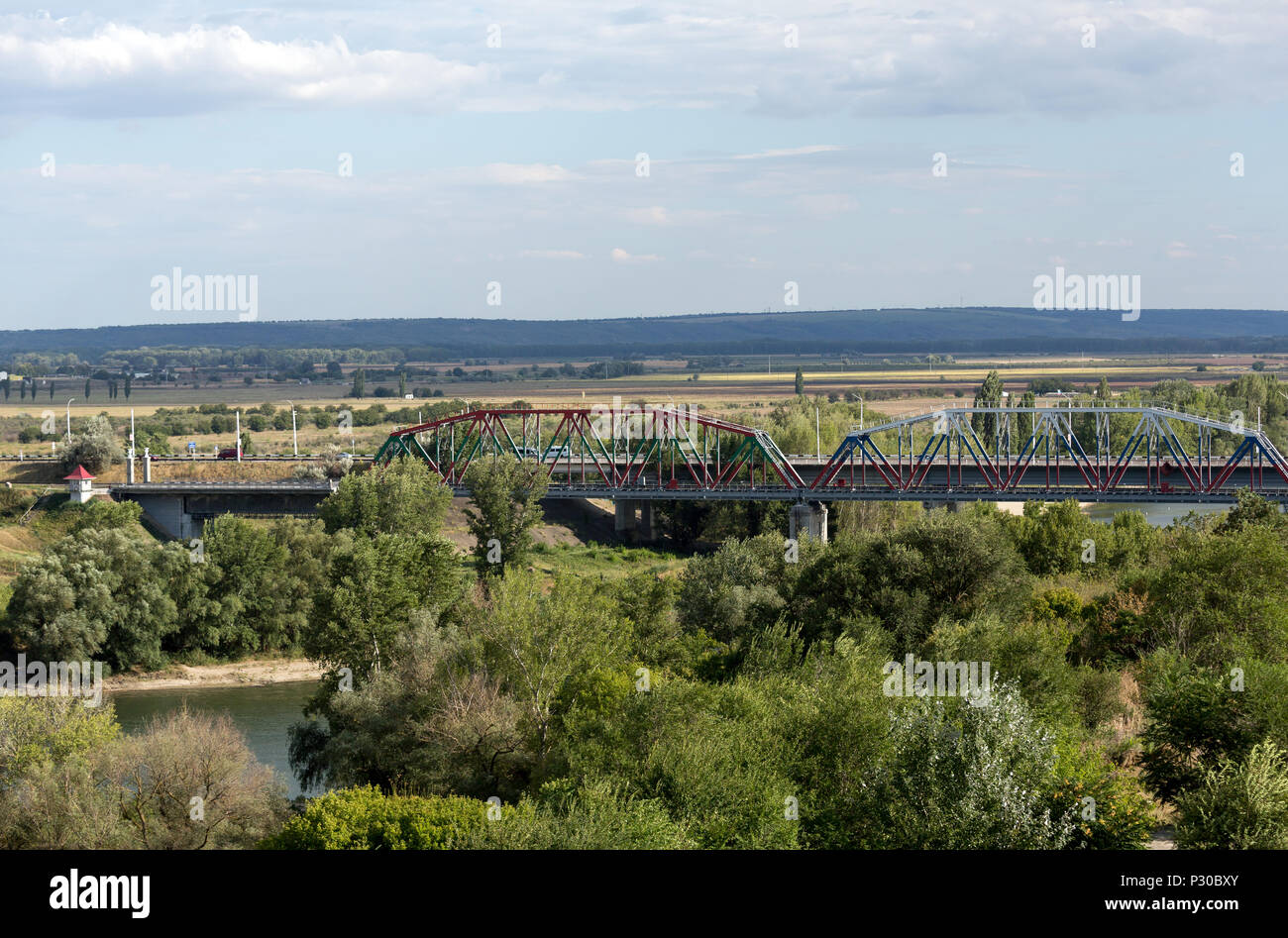 Bender, Moldova, vue de la forteresse Bender sur un pont sur le Dnister Banque D'Images