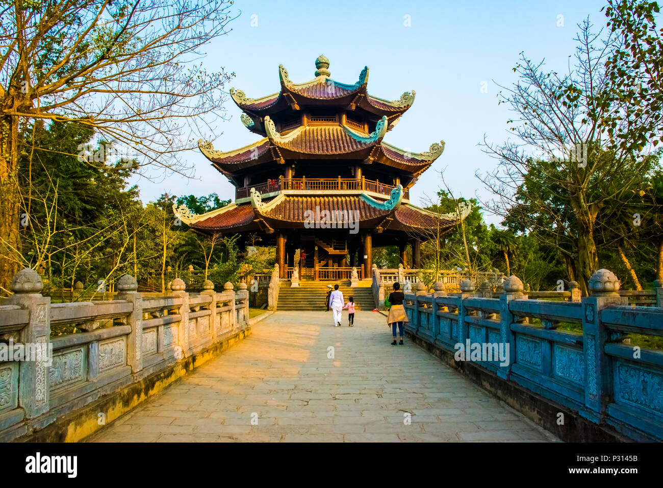 La Pagode Bai Dinh - Le biggiest temple complexe au Vietnam, Trang An, Ninh Binh Banque D'Images