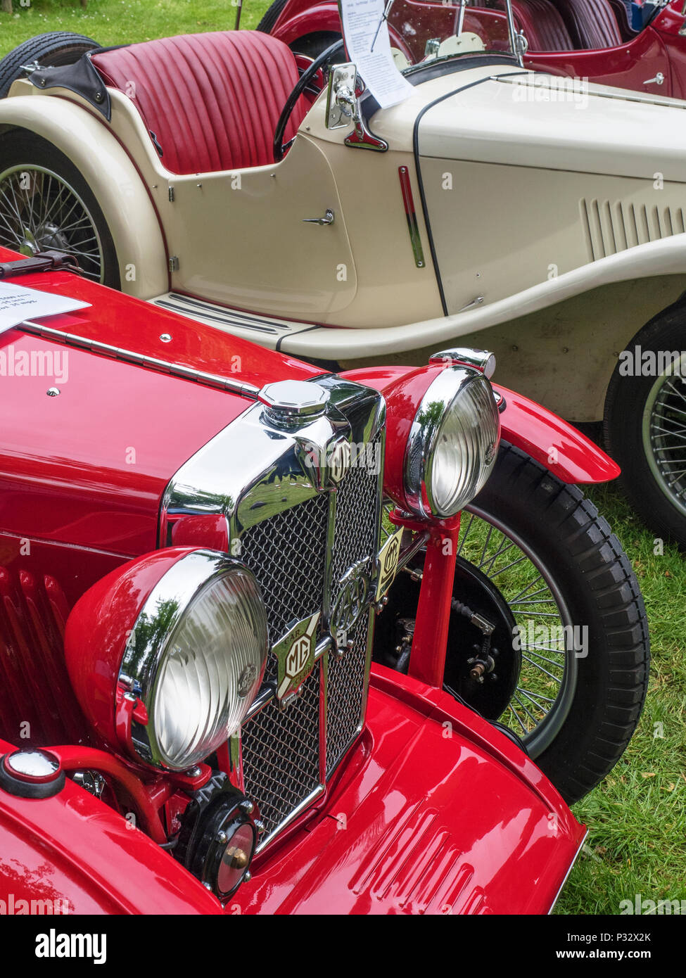 Harrogate, Yorkshire, UK. 17 Jun, 2018. UK Yorkshire Harrogate Valley Gardens Vintage MG Autos à Harrogate 1940 jour 17 Juin 2018 Crédit : Mark Sunderland/Alamy Live News Banque D'Images